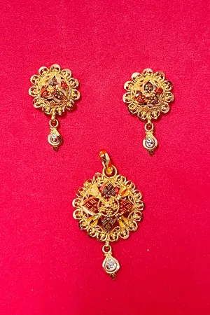 22 KT Gold Designer Round Pendant Set (D105)