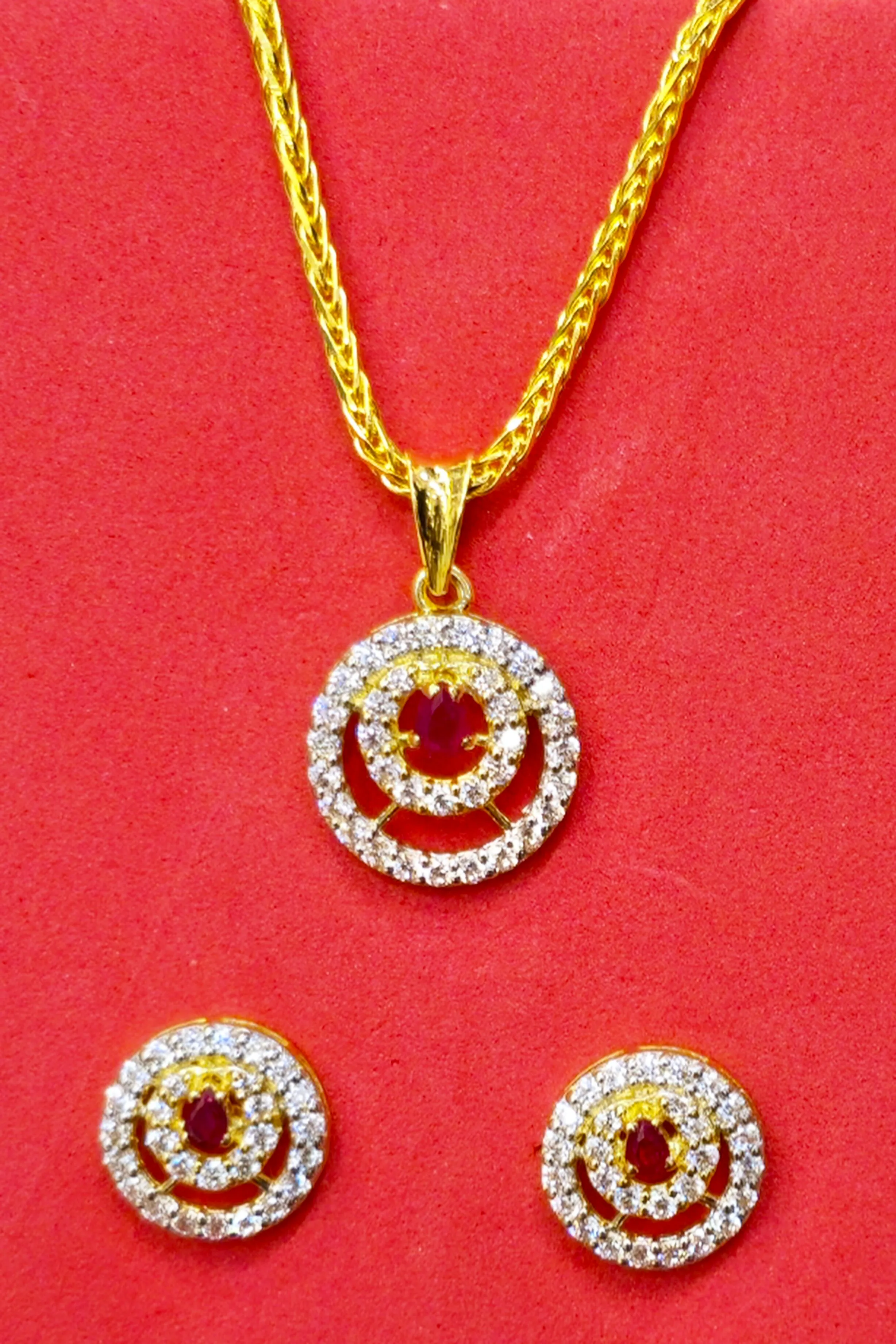 22 KT Gold Designer Ruby Pendant Set (D58)