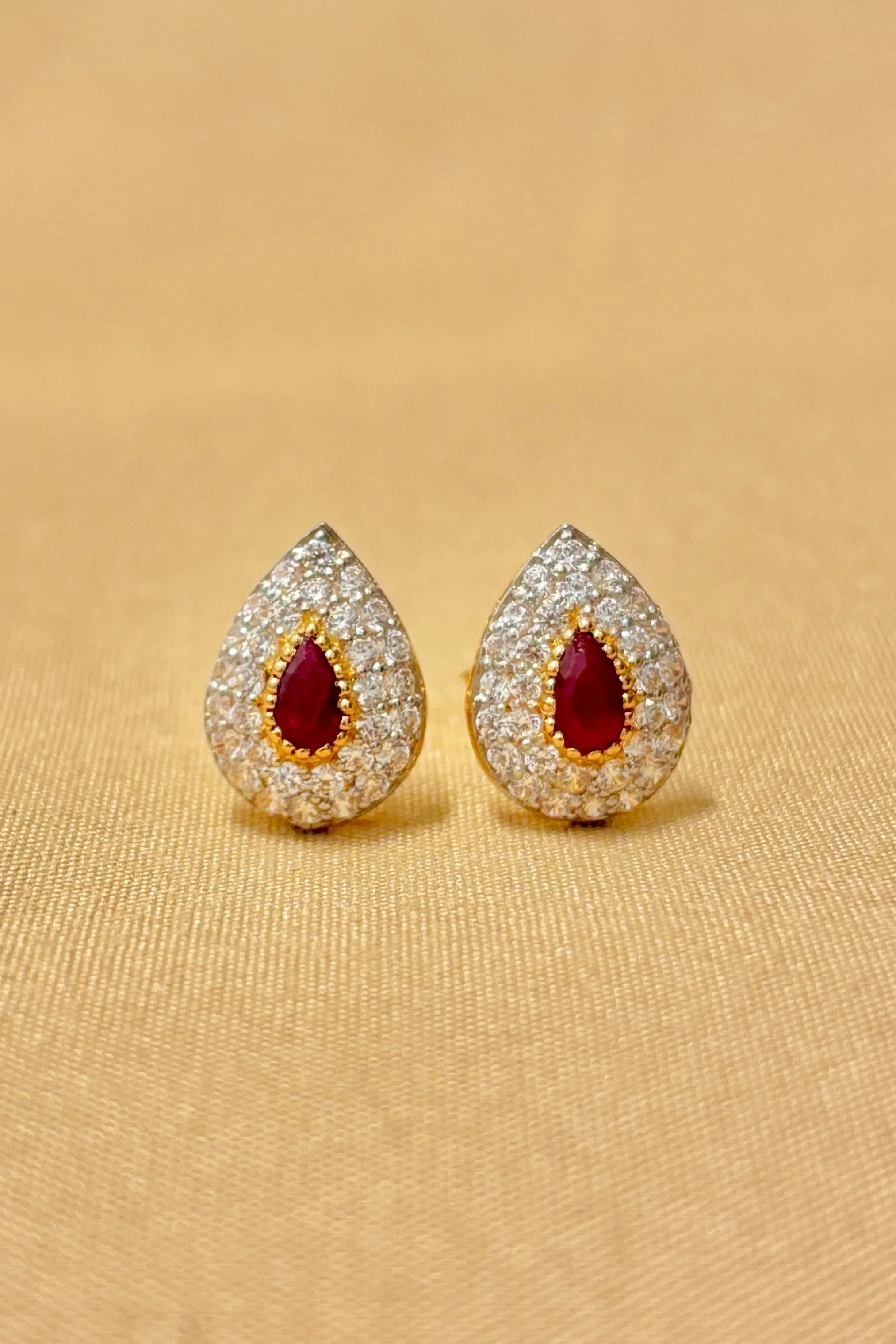 22 KT Gold Designer Ruby Pendant Set (D61)