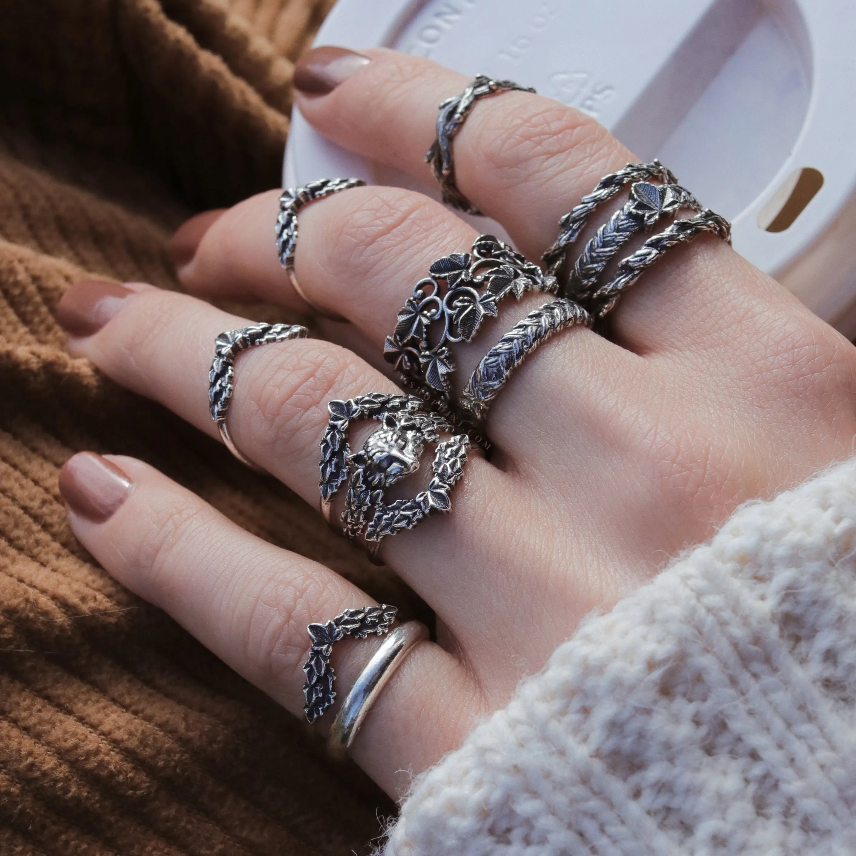 Hedera Wreath Ring