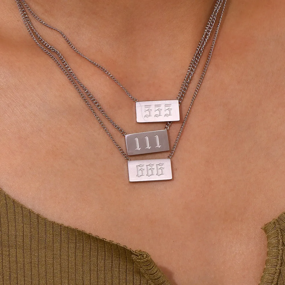 Minimalist Quadrilateral Geometric Stainless Steel Electroplating Necklaces