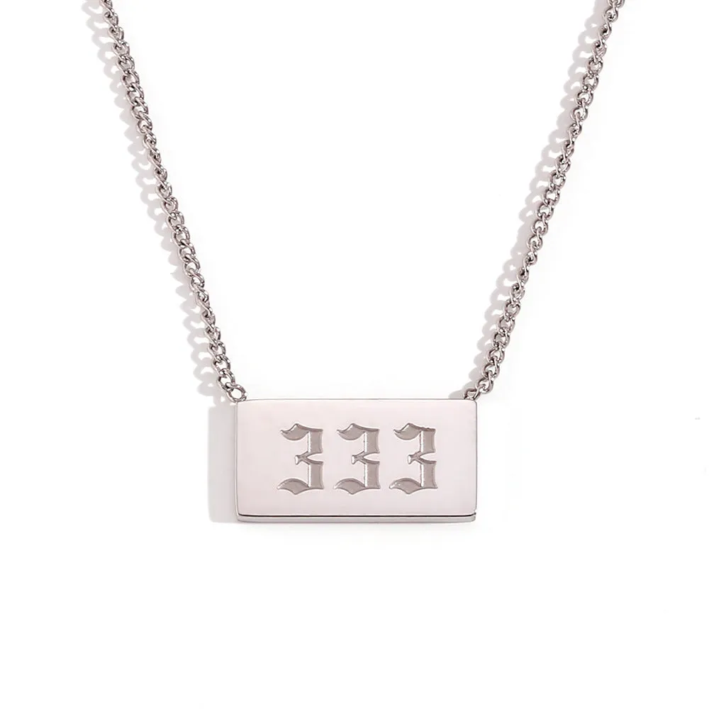 Minimalist Quadrilateral Geometric Stainless Steel Electroplating Necklaces