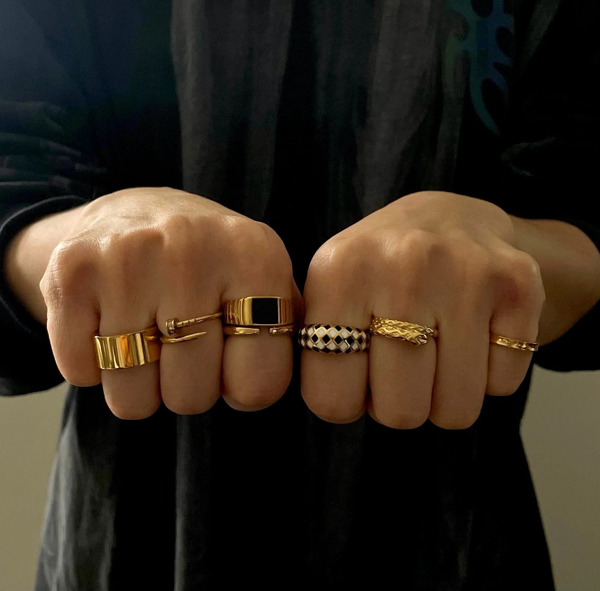 Nail Ring