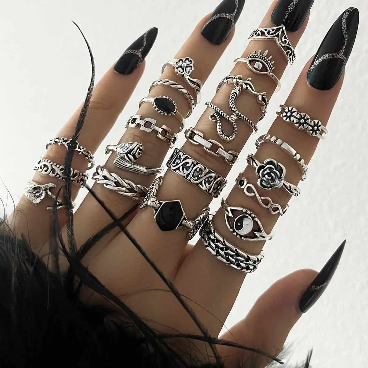 Rrdaily Vintage Knuckle Rings for Women Chunky Black Silver Ring Set Adjustable Finger Stackable Rings Goth Punk Grunge Snake Ring Boho Y2k Accessories Jewelry