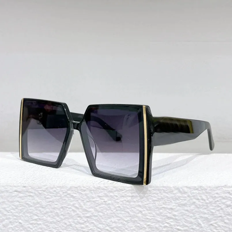 You Me Classic Sunglasses: Timeless Square Design